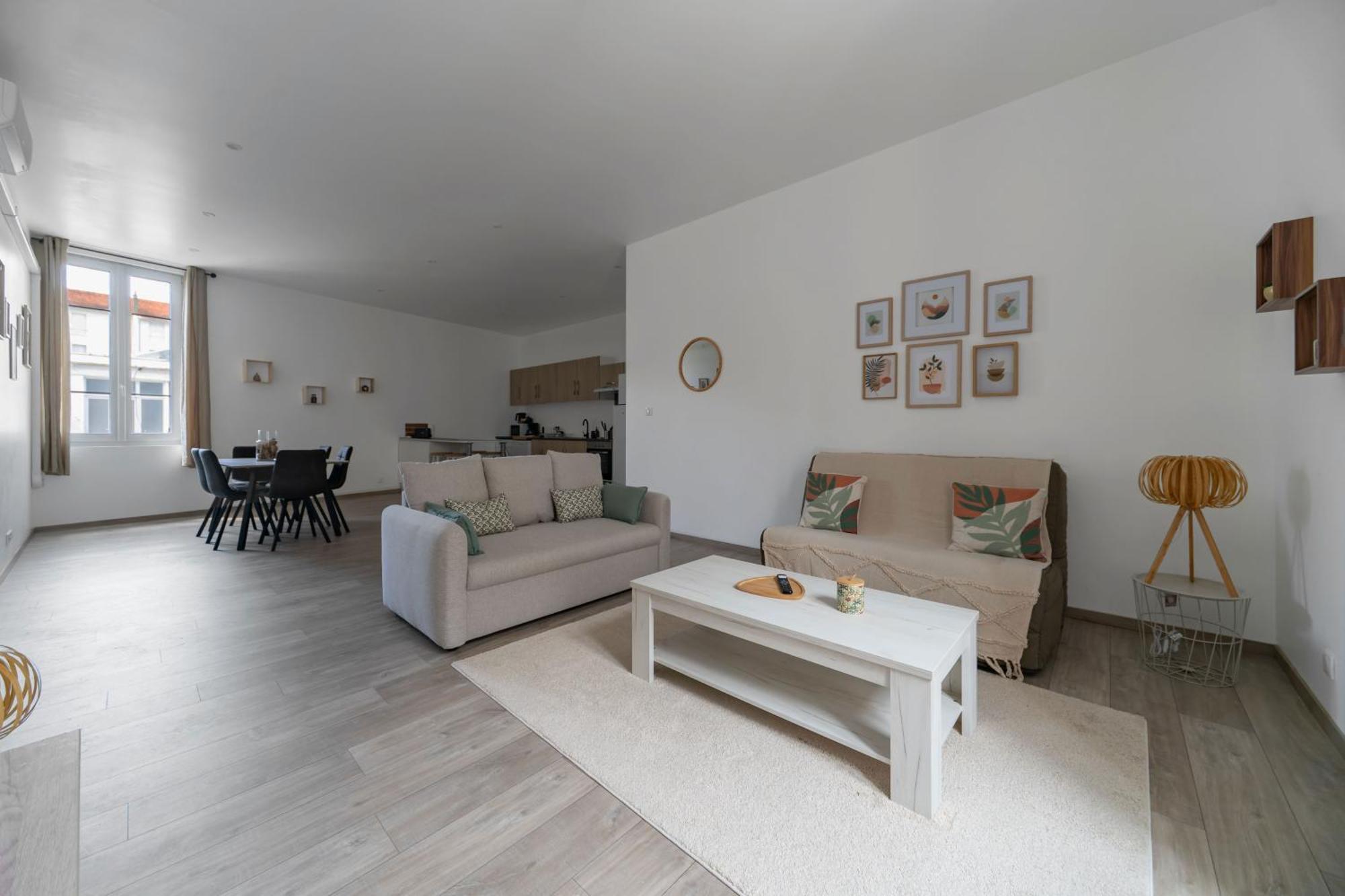 Le Ravy - Appartement Design, 2 Chambres, Centre Ville Vichy Esterno foto